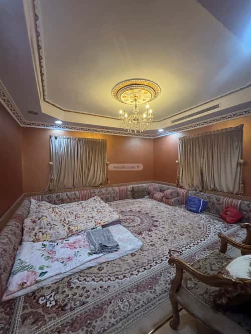 فيلا 500 متر مربع جنوبية على شارع 40م السداد، الطائف