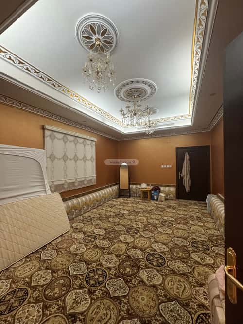 فيلا 500 متر مربع جنوبية على شارع 40م السداد، الطائف