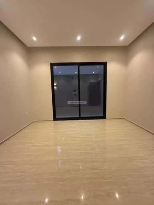 فيلا 256 متر مربع جنوبية على شارع 15م 1النرجس، القطيف