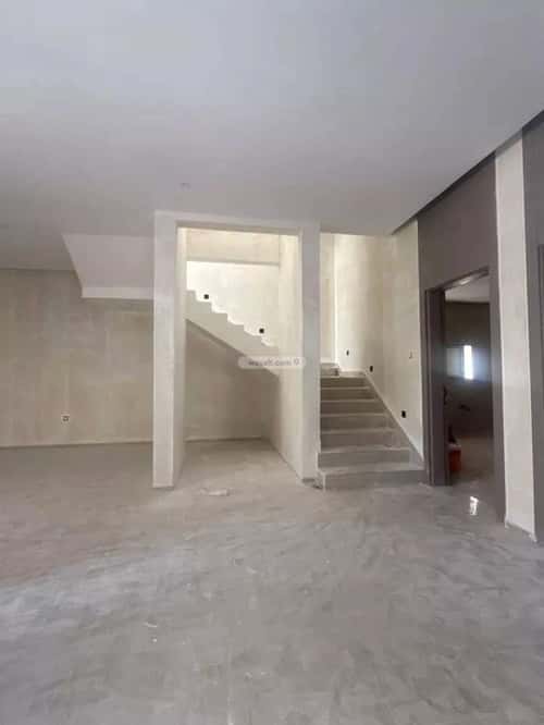 فيلا 362 متر مربع شرقية على شارع 15م الشعلة، الدمام