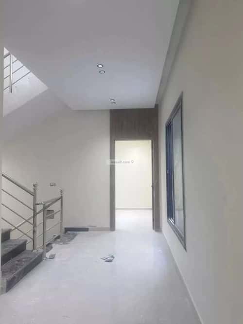 فيلا 309 متر مربع شمالية على شارع 15م أحد، الدمام