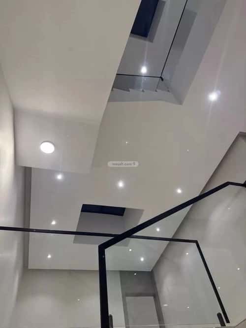 Villa 250 SQM Facing 3 Streets on 24m Width Street King Fahad Dist, Aldammam