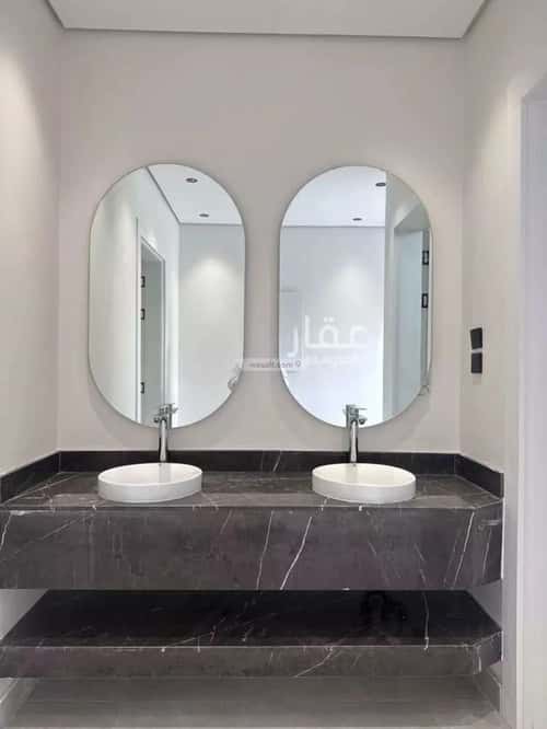 فيلا 250 متر مربع غربية على شارع 24م ضاحية الملك فهد، الدمام