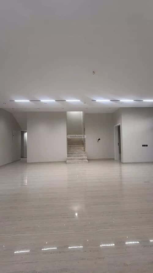 فيلا 491 متر مربع جنوبية على شارع 15م الشعلة، الدمام