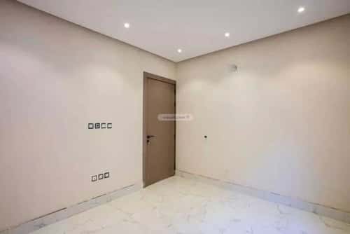 Villa 250 SQM Facing South on 18m Width Street King Fahad Dist, Aldammam