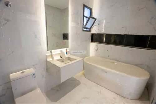 فيلا 250 متر مربع جنوبية على شارع 18م ضاحية الملك فهد، الدمام