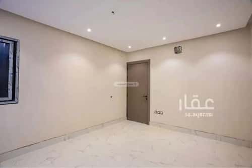 Villa 250 SQM Facing South on 18m Width Street King Fahad Dist, Aldammam