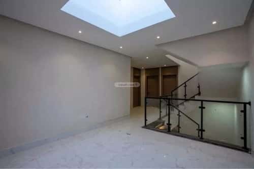 Villa 250 SQM Facing South on 18m Width Street King Fahad Dist, Aldammam