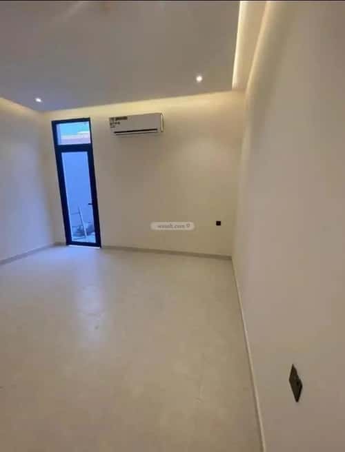 عمارة 450 متر مربع واجهة شمالية الضباط، وسط الرياض، الرياض