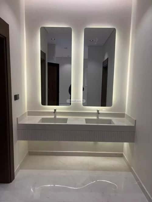 Villa 300 SQM Facing South on 16m Width Street Al Rahmanyah, East Jeddah, Jeddah