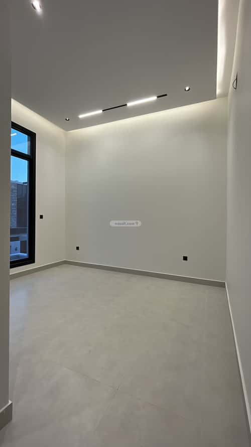 فيلا 200 متر مربع غربية على شارع 15م النرجس، شمال الرياض، الرياض