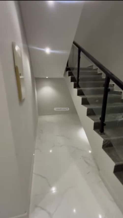 فيلا 150 متر مربع شرقية على شارع 15م السعادة، شرق الرياض، الرياض