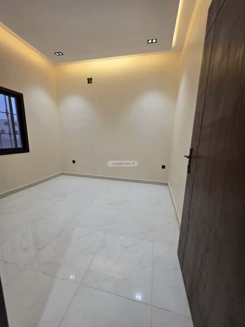 فيلا 415 متر مربع شرقية على شارع 20م الجنادرية، شرق الرياض، الرياض