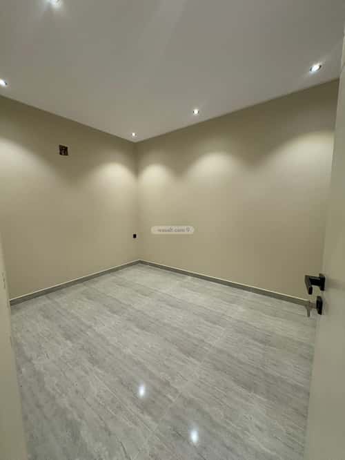 فيلا 4 غرف في العريجاء الغربي