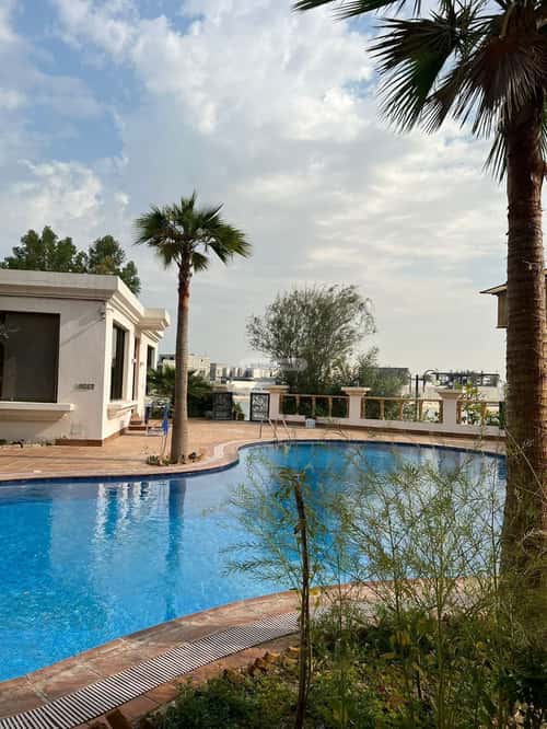 فيلا 1342 متر مربع ب 7 غرف شاطئ نصف القمر، الدمام