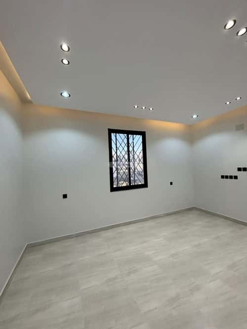 Floor 204 SQM with 6 Bedrooms Ar Rabie, Khamis Mushait
