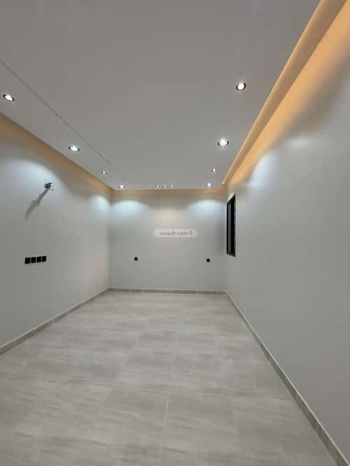 Floor 212 SQM with 6 Bedrooms Ar Rabie, Khamis Mushait