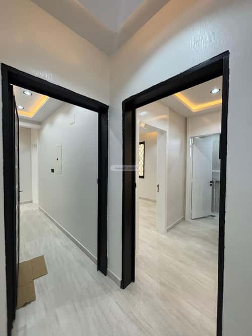Floor 212 SQM with 6 Bedrooms Ar Rabie, Khamis Mushait