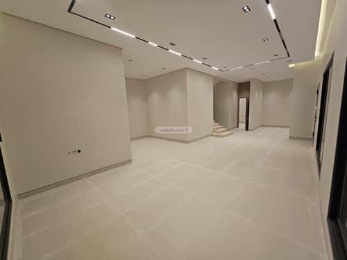 فيلا 310 متر مربع شرقية على شارع 15م المعيزيلة، شرق الرياض، الرياض