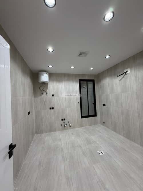 Apartment 183 SQM with 6 Bedrooms Al-Musayyif, Khamis Mushait