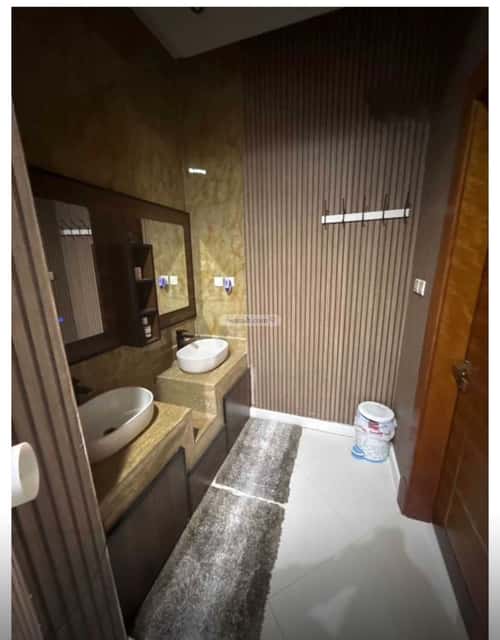 فيلا 250 متر مربع غربية على شارع 15م العارض، شمال الرياض، الرياض