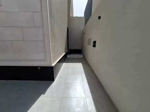 Floor 212 SQM with 5 Bedrooms Al-Janadriyah, East Riyadh, Riyadh