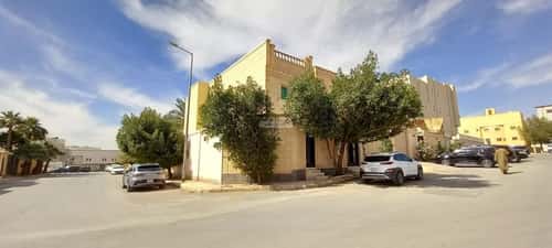 فيلا 350 متر مربع شرقية على شارع 20م النزهة، شمال الرياض، الرياض