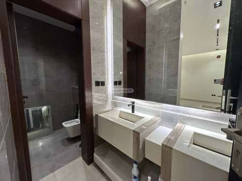 Floor 192 SQM with 4 Bedrooms Al-Muanisiyah, East Riyadh, Riyadh