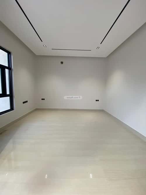 Villa 321 SQM Facing South East on 20m Width Street King Faisal, East Riyadh, Riyadh