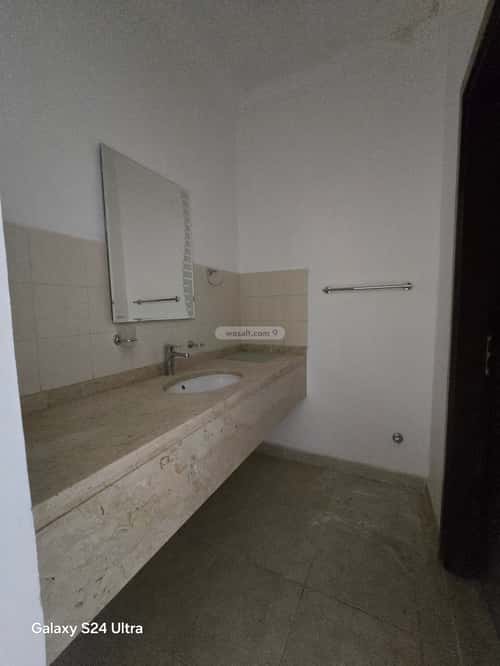 فيلا 280 متر مربع شمالية على شارع 15م الغربية، شمال جدة، جدة