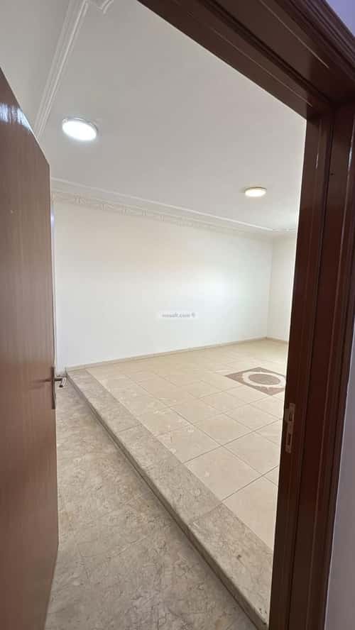 Apartment 900 SQM with 3 Bedrooms Laban, West Riyadh, Riyadh