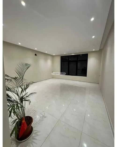 Floor 405 SQM with 5 Bedrooms Ar-Rimal, East Riyadh, Riyadh