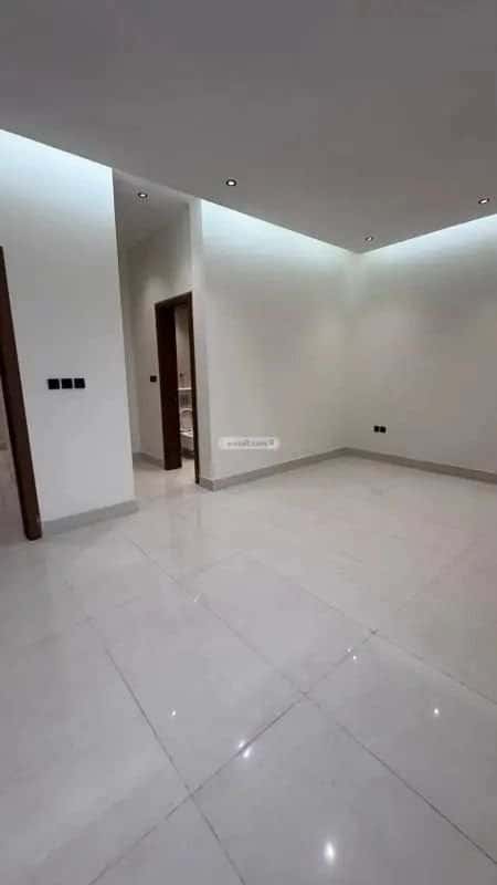 Villa 206 SQM Facing South on 15m Width Street Ar-Rimal, East Riyadh, Riyadh