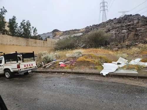 أرض 849 متر مربع شمالية على شارع 15م العدل، مكة المكرمة