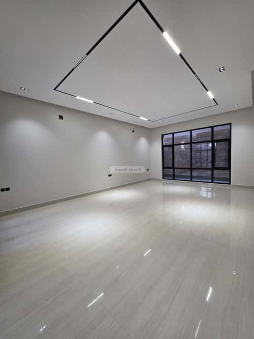 فيلا 321 متر مربع جنوبية شرقية على شارع 20م الملك فيصل، شرق الرياض، الرياض