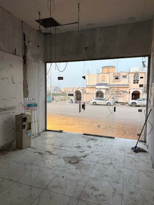 عمارة 500 متر مربع واجهة شرقية أبو معن، القطيف