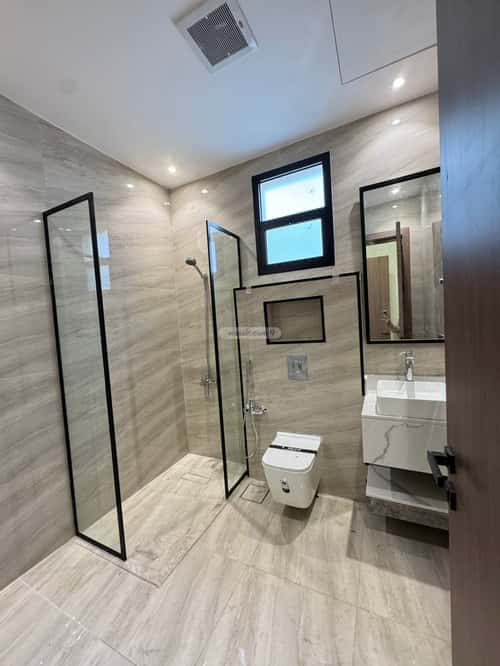 فيلا 260 متر مربع جنوبية على شارع 20م الرمال، شرق الرياض، الرياض