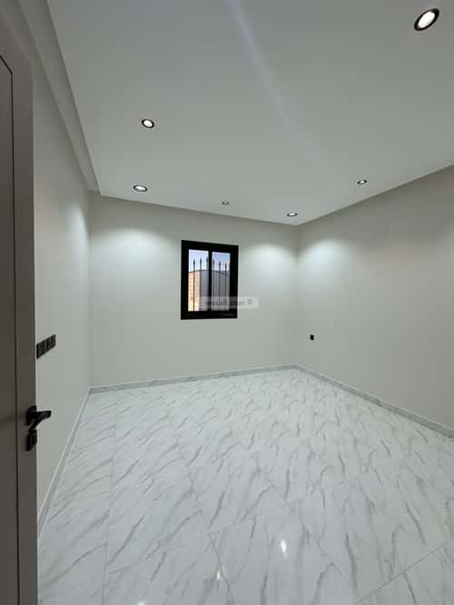 Villa 300 SQM Facing West on 20m Width Street North Of Solidarity, Khamis Mushait