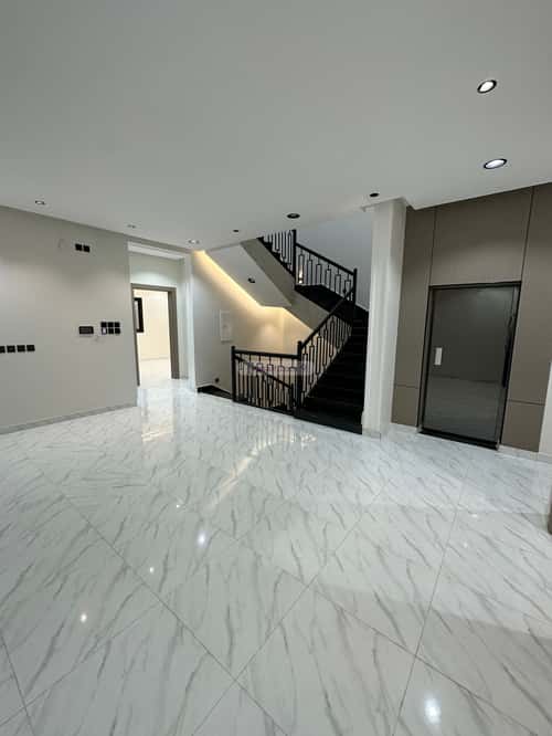 Villa 300 SQM Facing West on 20m Width Street North Of Solidarity, Khamis Mushait