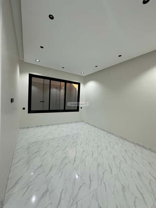 Villa 300 SQM Facing West on 20m Width Street North Of Solidarity, Khamis Mushait