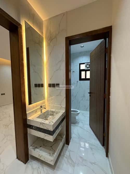 Floor 345 SQM with 9 Bedrooms The Light, Khamis Mushait