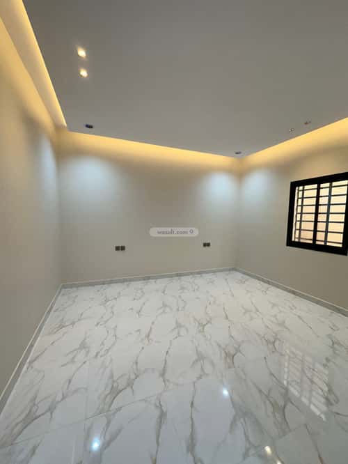 Floor 345 SQM with 9 Bedrooms The Light, Khamis Mushait