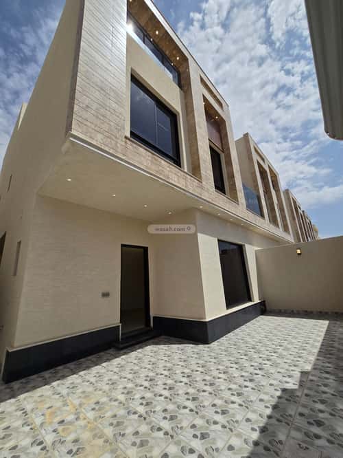 Villa 260 SQM Facing South on 20m Width Street Ar-Rimal, East Riyadh, Riyadh