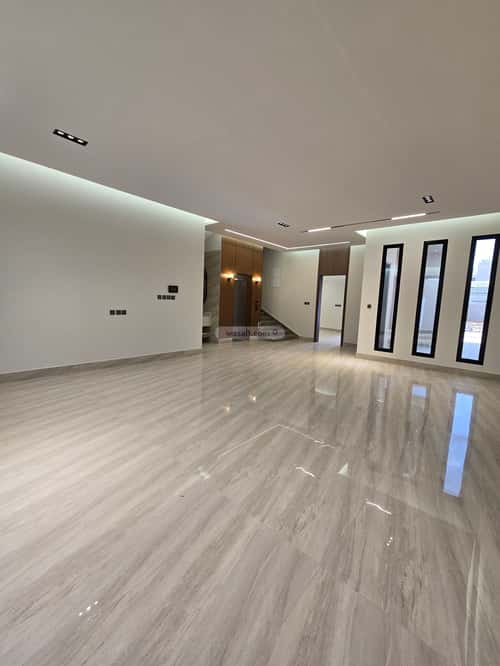 فيلا 260 متر مربع جنوبية على شارع 20م الرمال، شرق الرياض، الرياض