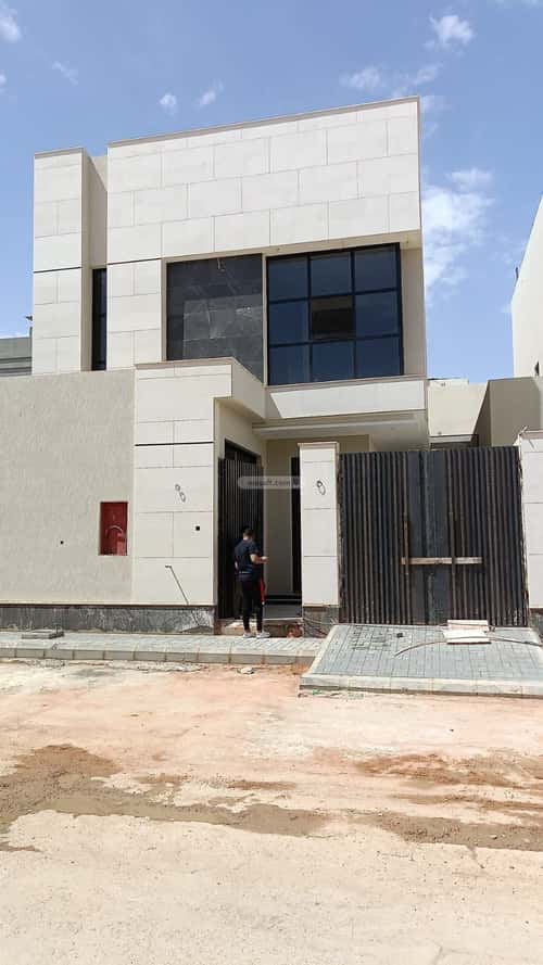 Villa 321 SQM Facing South on 20m Width Street King Faisal, East Riyadh, Riyadh
