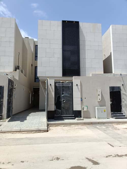 Villa 321 SQM Facing South on 20m Width Street King Faisal, East Riyadh, Riyadh