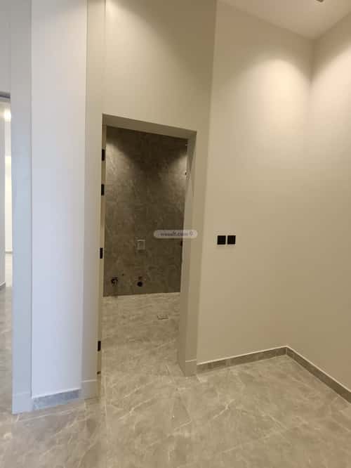 فيلا 321 متر مربع جنوبية على شارع 20م الملك فيصل، شرق الرياض، الرياض