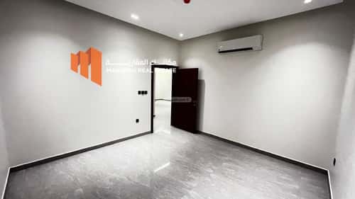 شقة 132 متر مربع ب 3 غرف السيف، الدمام