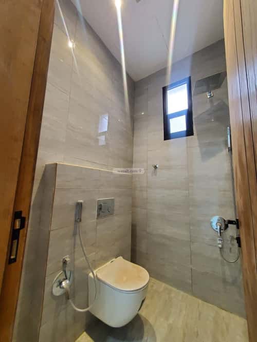 دور ب 5 غرف الجنادرية، شرق الرياض، الرياض