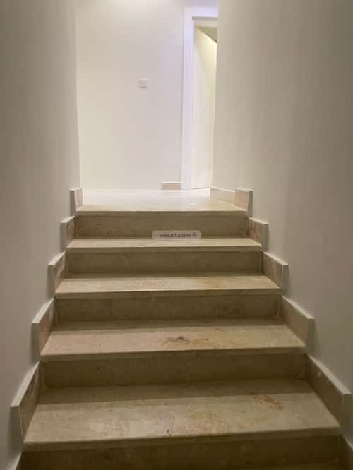 فيلا 220 متر مربع واجهة شرقية ب 7 غرف الياقوت، شمال جدة، جدة